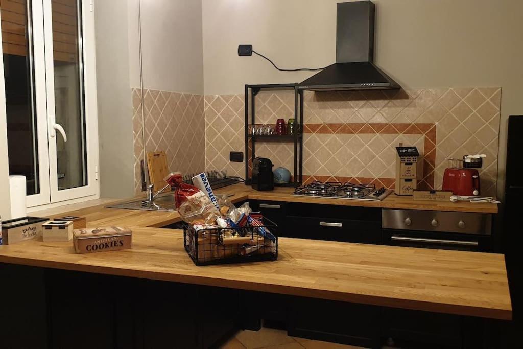 Beautiful Apartament On The Outskirts Of Rome Barbara Casa Vacanza Roma Portuense Exterior foto